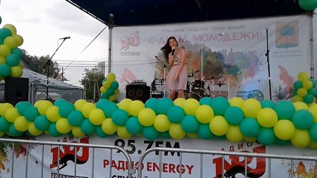Анастасия Чайникова с песней "Мечтай"