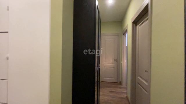 3945593