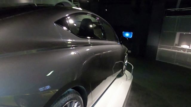 Молния - прототип российского седана D-класса. Могут же, когда захотят))