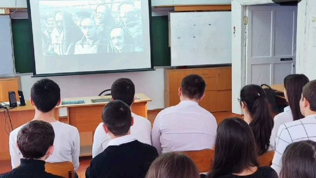 «Колокола Холокоста»
(Егерухайская библиотека)
