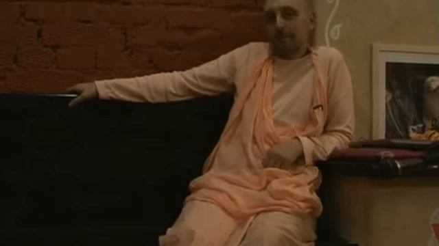 jS7VPaxiQ7A_Говардхана Пуджа 2005 год