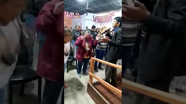 cuando Dios sopla con su santo espíritu de poder .. allí hay libertad