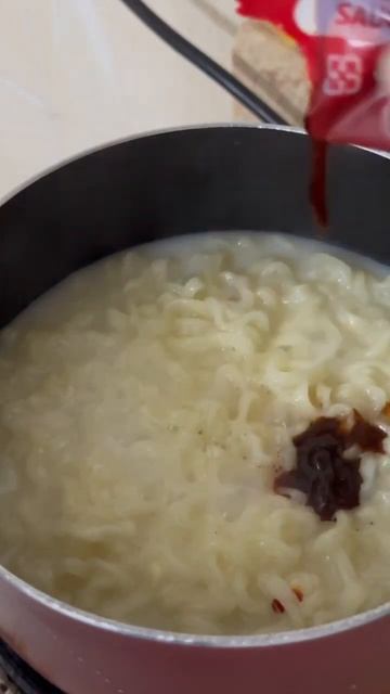 Spicy but cheesy 😋 #shortvideo #shorts #cheesy #buldak #ramen #pleasesubscribe