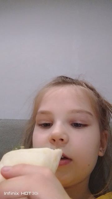 еда