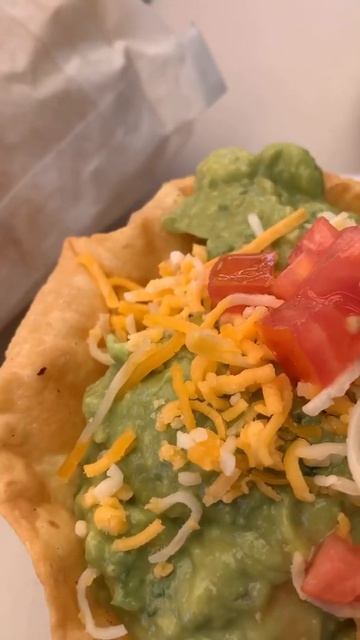 Holy Guacamole 🥑 #mexicanfood #guacamole #seviche #fishtaco #shorts #shortvideo