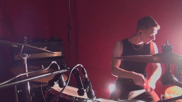 Skillet - I’m awake I’m alive