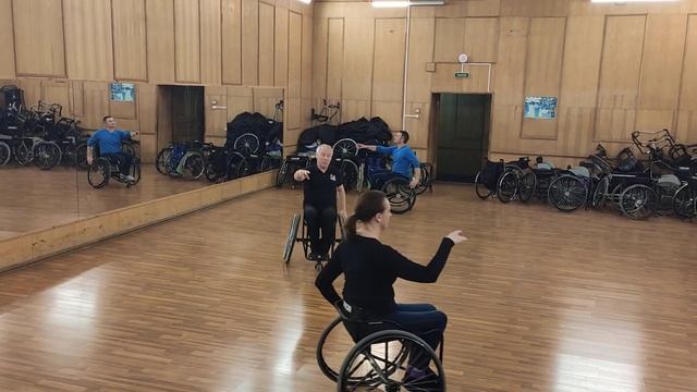 Little, very little composition... 8 bars of Waltz