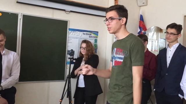[GarbageBand] - Математик vs. Mc Рыжий