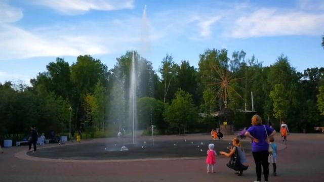Прогулка в Мытищинском парке весной. Мытищи.Парк.Весна.