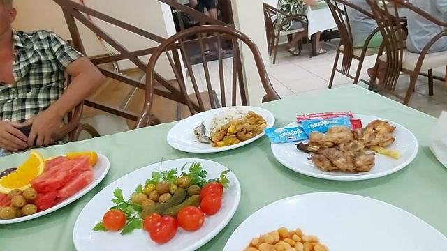 ЧТО МЫ ЕДИМ? УЖИН в отеле Krizantem hotel 4*