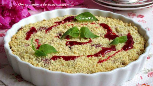 Крамбль с творогом и вишней