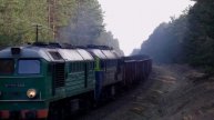 Tandem ST44-668+ST44-1213 z towarem przed Olpuchem.