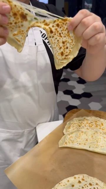 вкуснейшие кутабы с сыром и зеленью, просто бомба