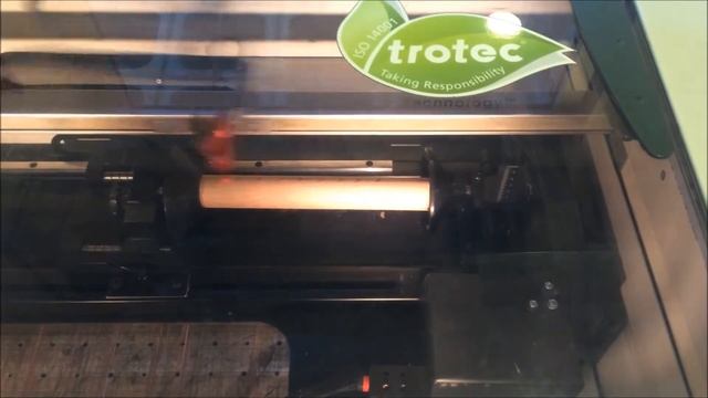 Speedy 300 25W Dönen Aparat ile Ahşap Kazıma | Trotec Laser Türkiye