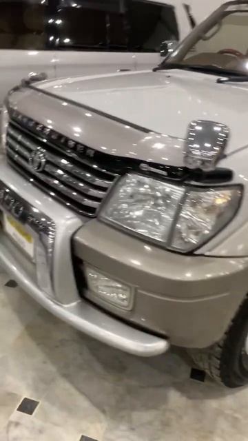 PRADO 2000 MODEL