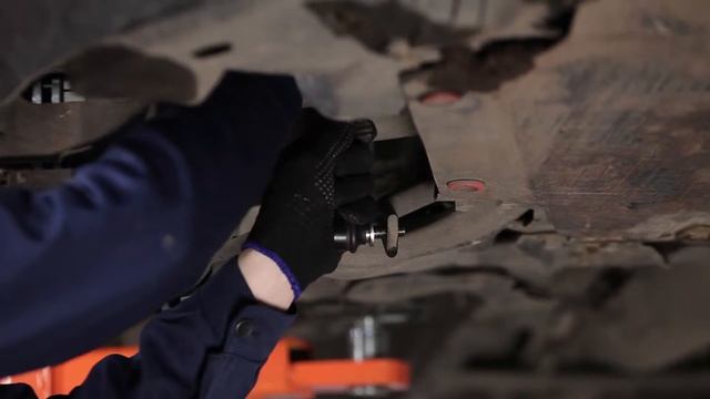 Hoe een stabilisatorstang vooraan op een TOYOTA AURIS 1 vervangen HANDLEIDING | AUTODOC