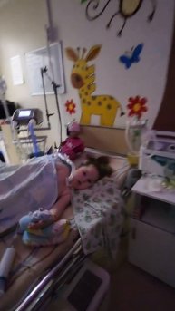 кто заметил, всё своё берем с собой 😌 доброй всем ночи друзья 💪👸🙂#евасма1 #папасаша #вбольничке