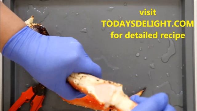 How to Cook Crab Legs in Garlic Butter Sauce - Today's Delight