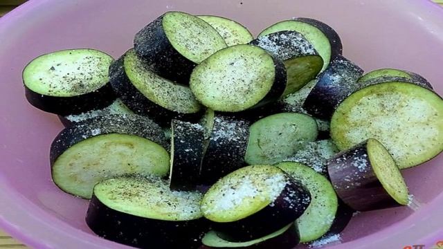 Овощи гриль с чесночны соусом