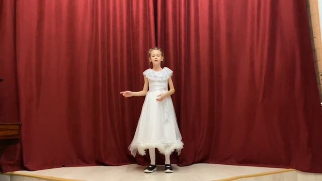 "Снова осень" исп. Жилина Елизавета 7 лет