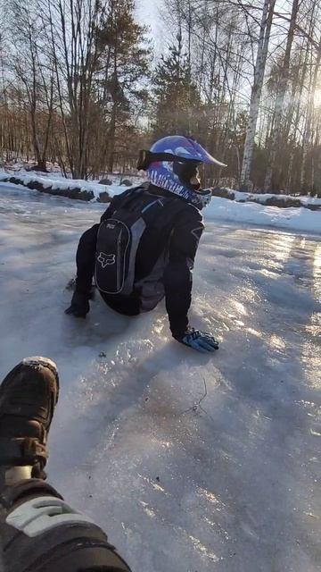 Зимой без шипов #эндуро_гараж