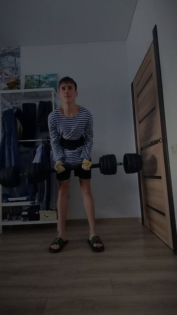 40 kg на бицепс с ЧИТИНГОМ ❗🦾