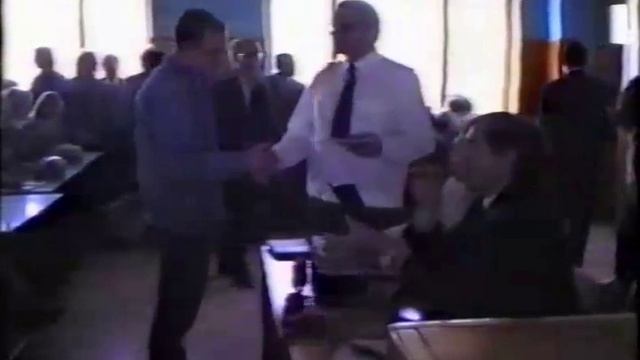 Вручение дипломов СК СЮИ 1995.mp4