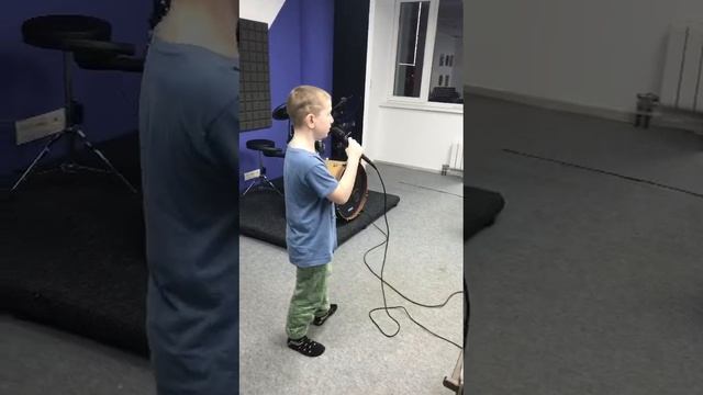 , Я выучил новую песню А на часах 00