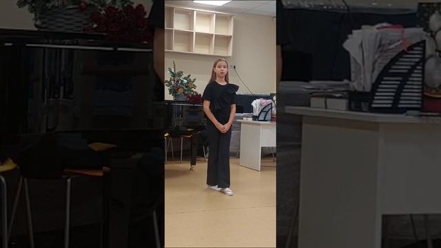 Борисова Агата, декабрь 2024.
"O Sole Mio"