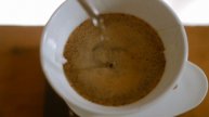 Walking in the sky เทคนิคการดริปแบบคนขี้เกียจ Lazy brewing coffee with Hario dripper V60 Mugen.