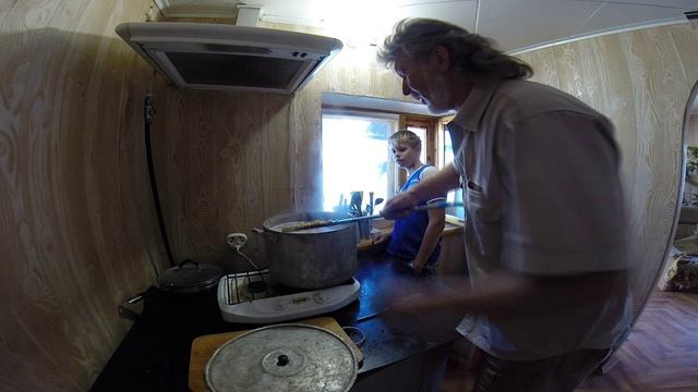 Готовим под Сазана! Варка кукурузы для кормака со внуком Романом. 
От Юрия Философа