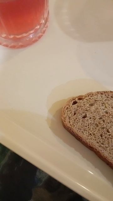 Рассольник, в столовой.