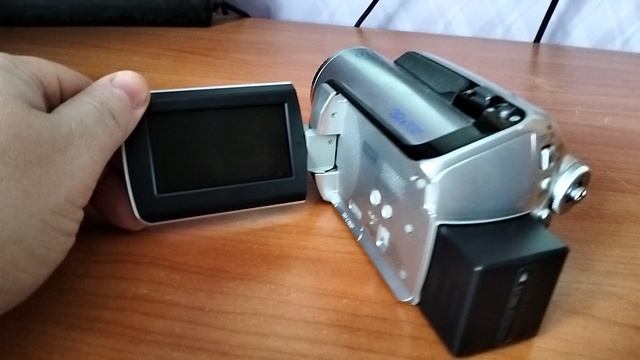 Видеокамера Panasonic SDR-H20
