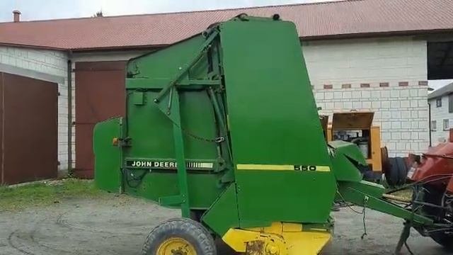 Пресс-подборощик John Deere 550 | Прокрутка