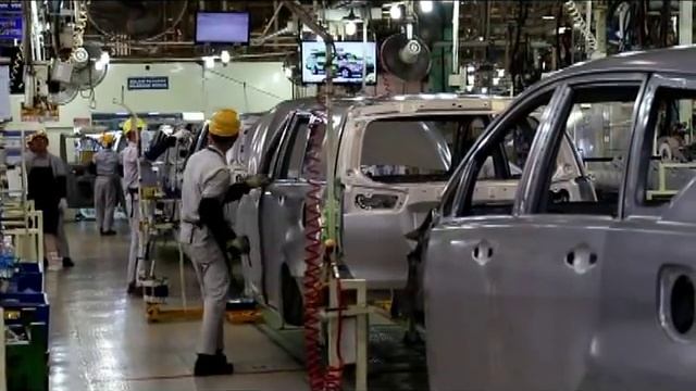 Mengunjungi 'Rahim' All New Toyota Fortuner