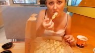 Додо пицца. Очень любим, самая лучшая пицца и самый вкусный кофе