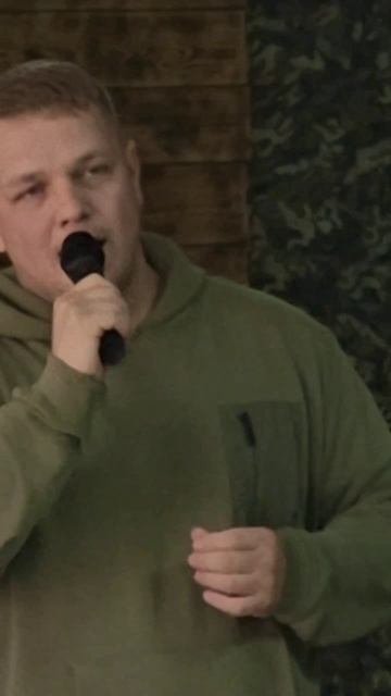 Я видел как стоят за Донбасс.