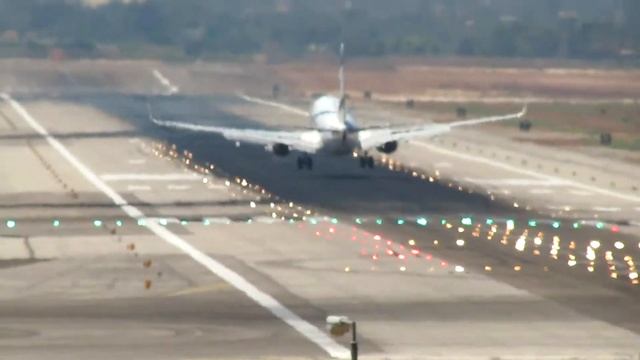 El Al Israeli Airlines Aircrafts Gear Touchdown