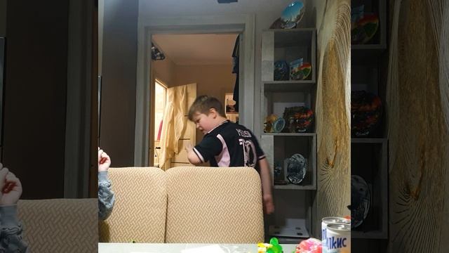 1001 подписчик на ютубе! распаковка candy box