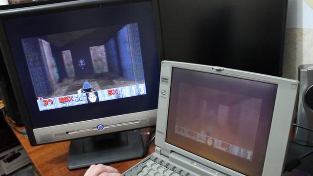 Toshiba Satellite 205CDS внешний монитор