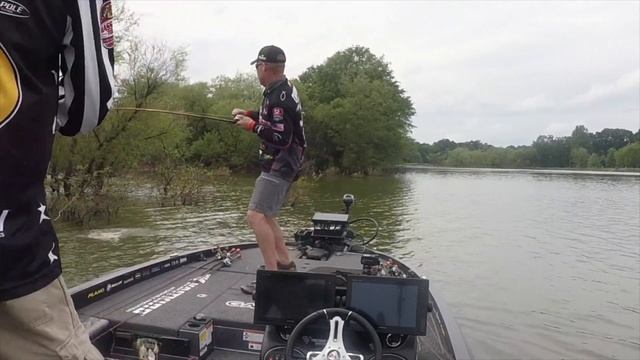 Flipping for Bass - The Best Rod and Reel Setup you can buy