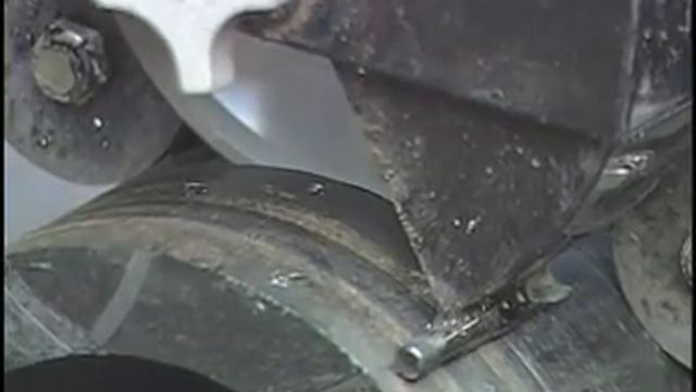 Universal Pneumatic Pipe Cutters for PE Demo - Reed Manufacturing