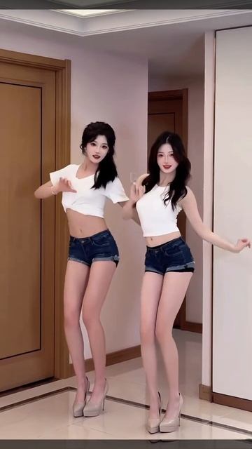 Cute Asian Girls Dance