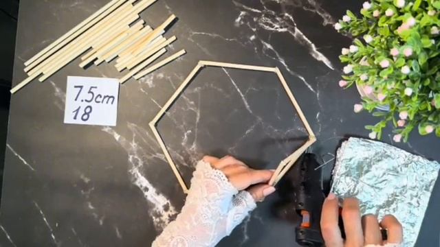 своими руками пять идей декора из деревянных палочек 💖