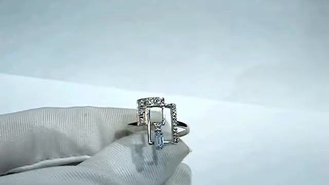 Серебряное кольцо 925 пробы с топазом, фианитом,  2200000327574