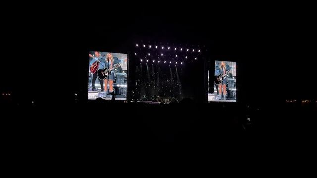 Miranda Lambert “White Liar” | ROCK THE COUNTRY ASHLAND,KY.
