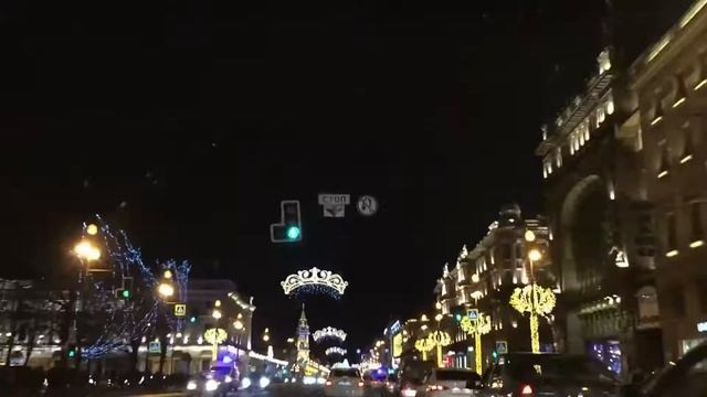 Новогодний Невский за 32 сек
