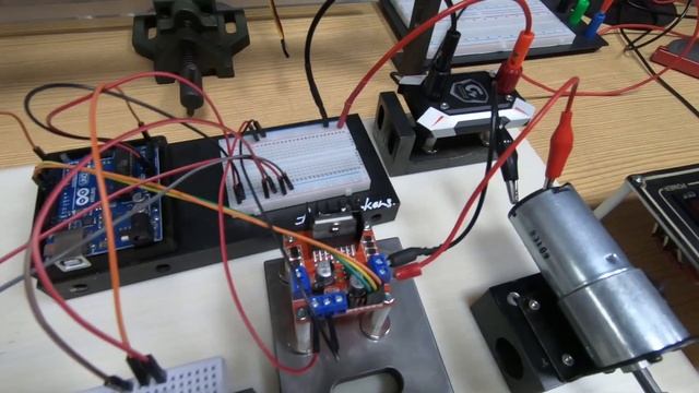 Arduino Study#Variable resistor / Speed control# Switch / direction change