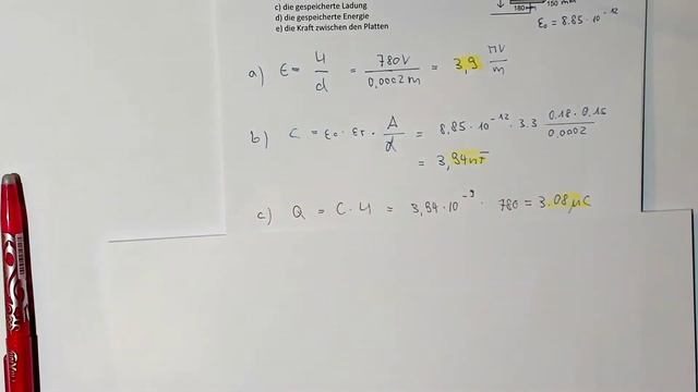 Kondensator Aufgabe 1 - Berechnung der Kapazität, Ladung, Kraft und Energie eines Kondensators