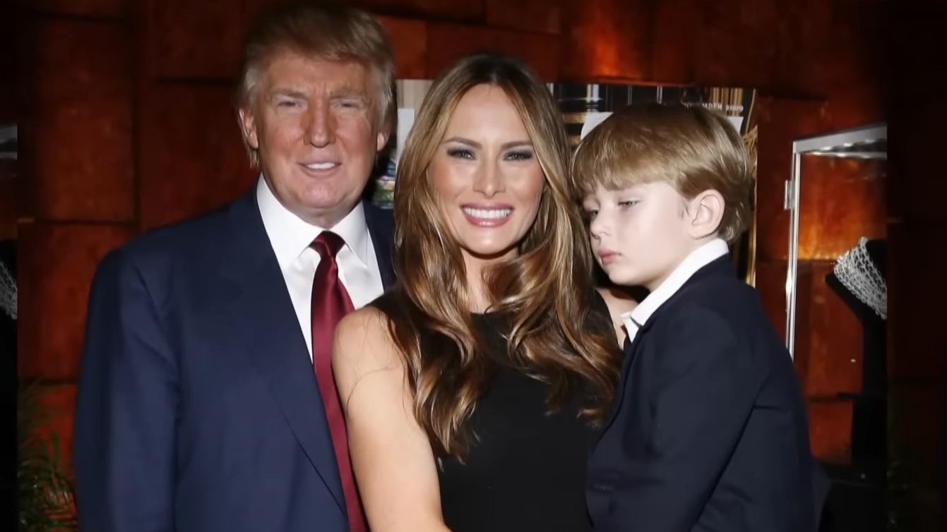 Дональд Трамп Мелания и сын Бэррон 2010 год